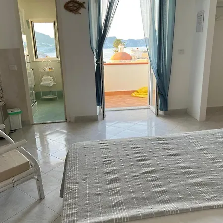 La Casa Di Conny Ponza