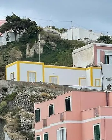 Hébergement de vacances La Casa Di Conny Ponza